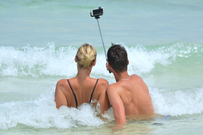 selfie stick